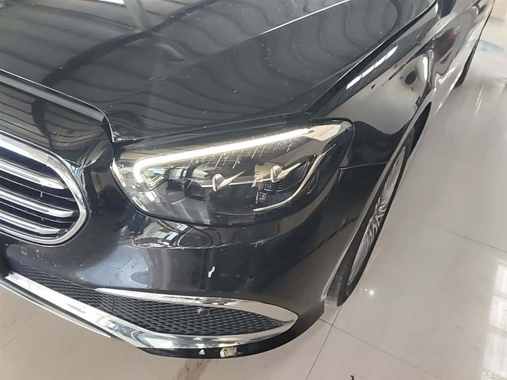 Mercedes-Benz E-Class, 2022 24