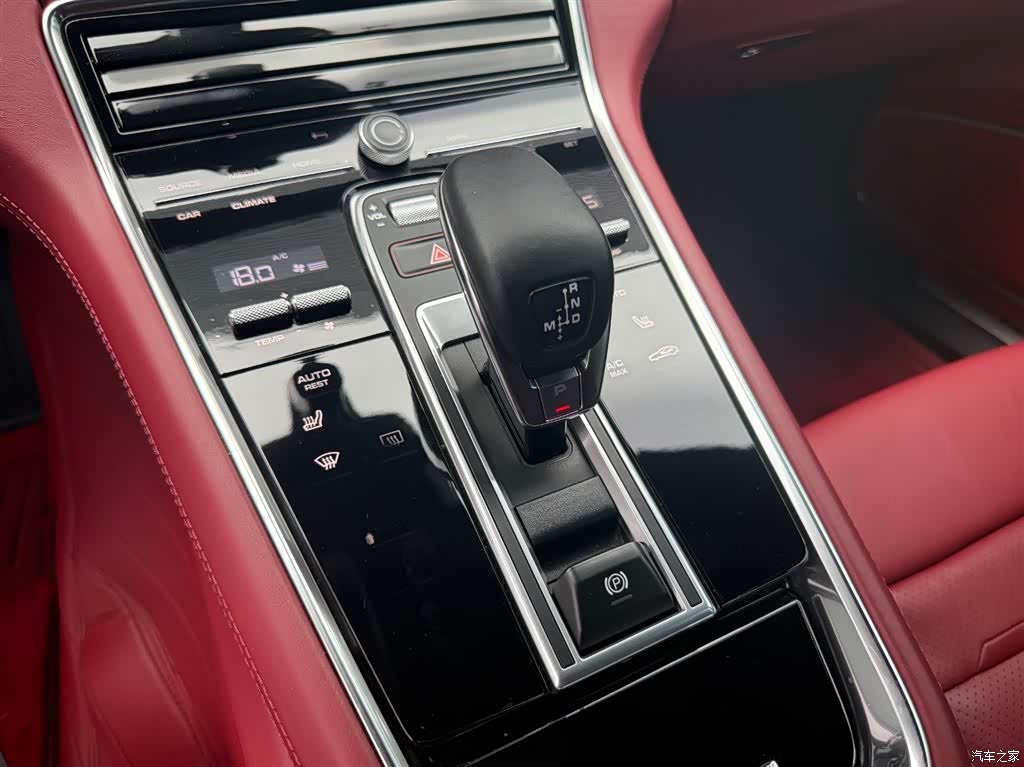 Porsche Panamera, 2022 8