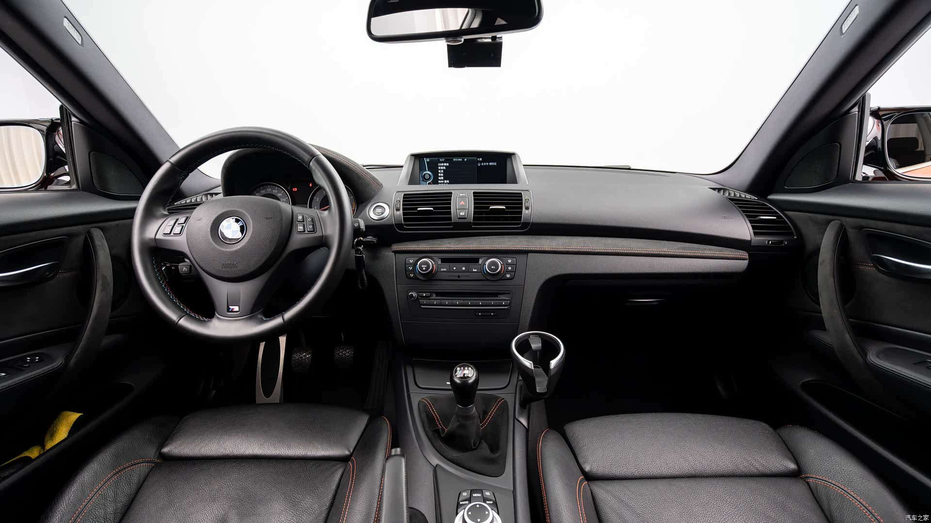 BMW 1 Series, 2012 3