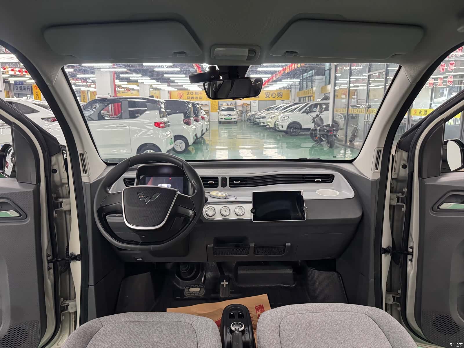 Wuling MINIEV, 2023 6