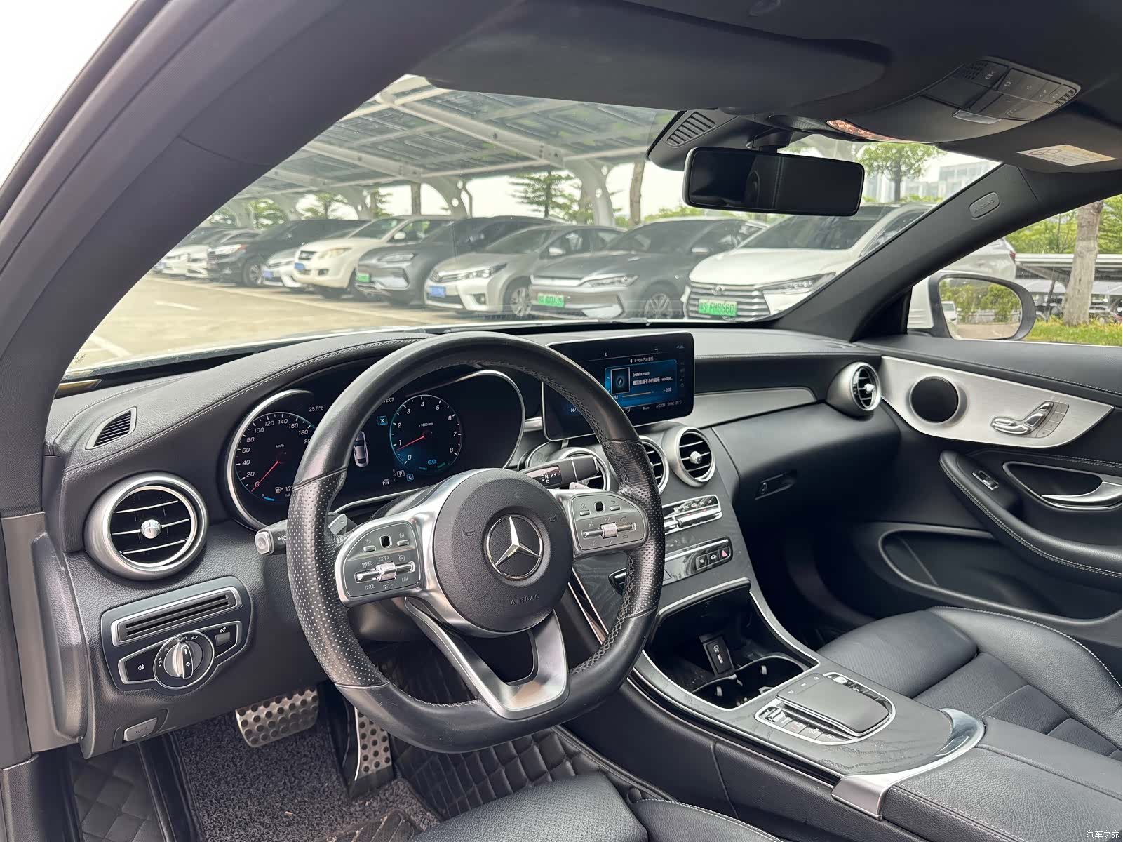 Mercedes-Benz C-Class, 2019 14
