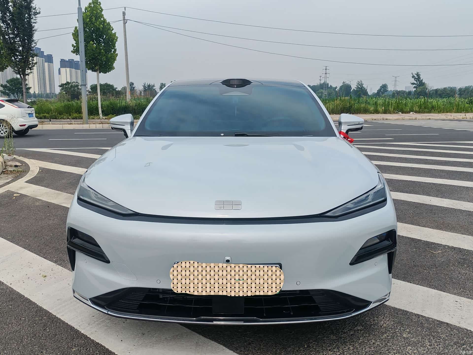 Geely 8, 2025 2