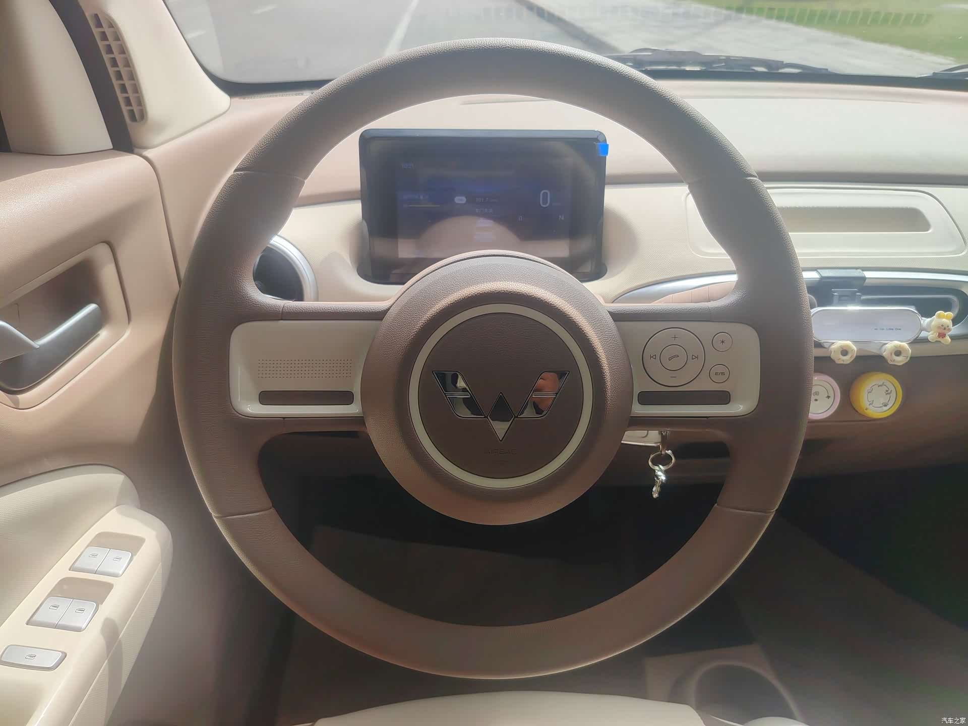 Wuling MINIEV, 2025 4