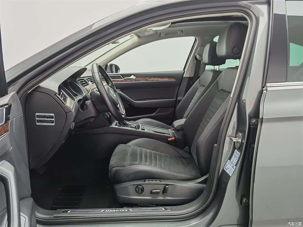 Volkswagen Magotan, 2017 10