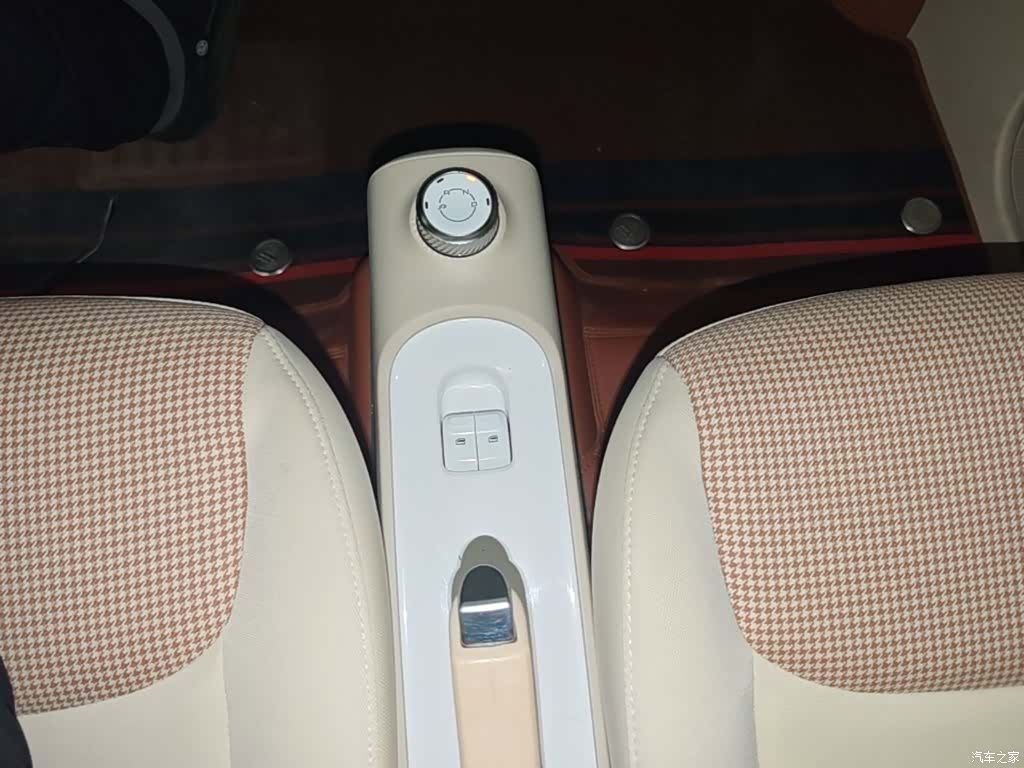 Wuling MINIEV, 2025 14