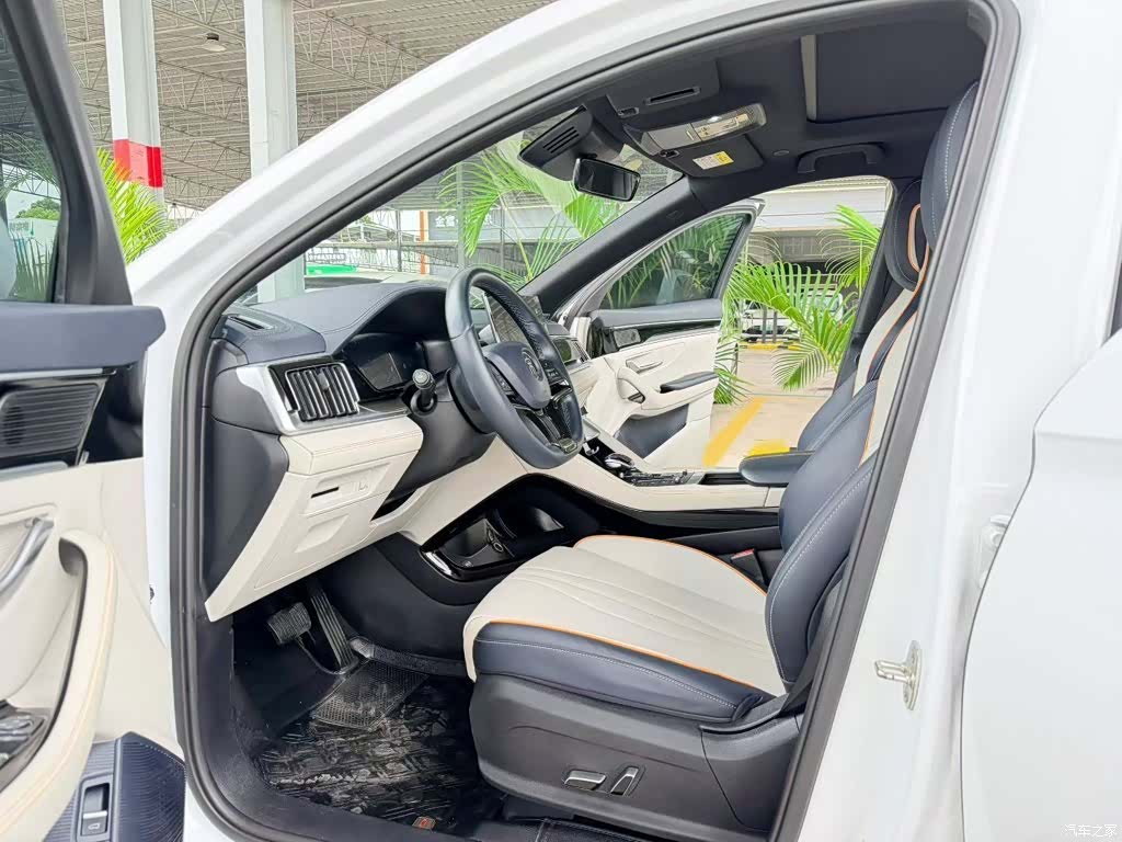 BYD Song, 2022 9