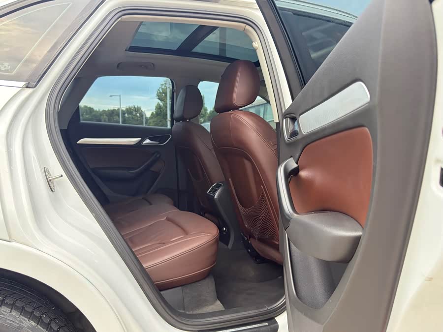 Audi Q3 2017, фото 6
