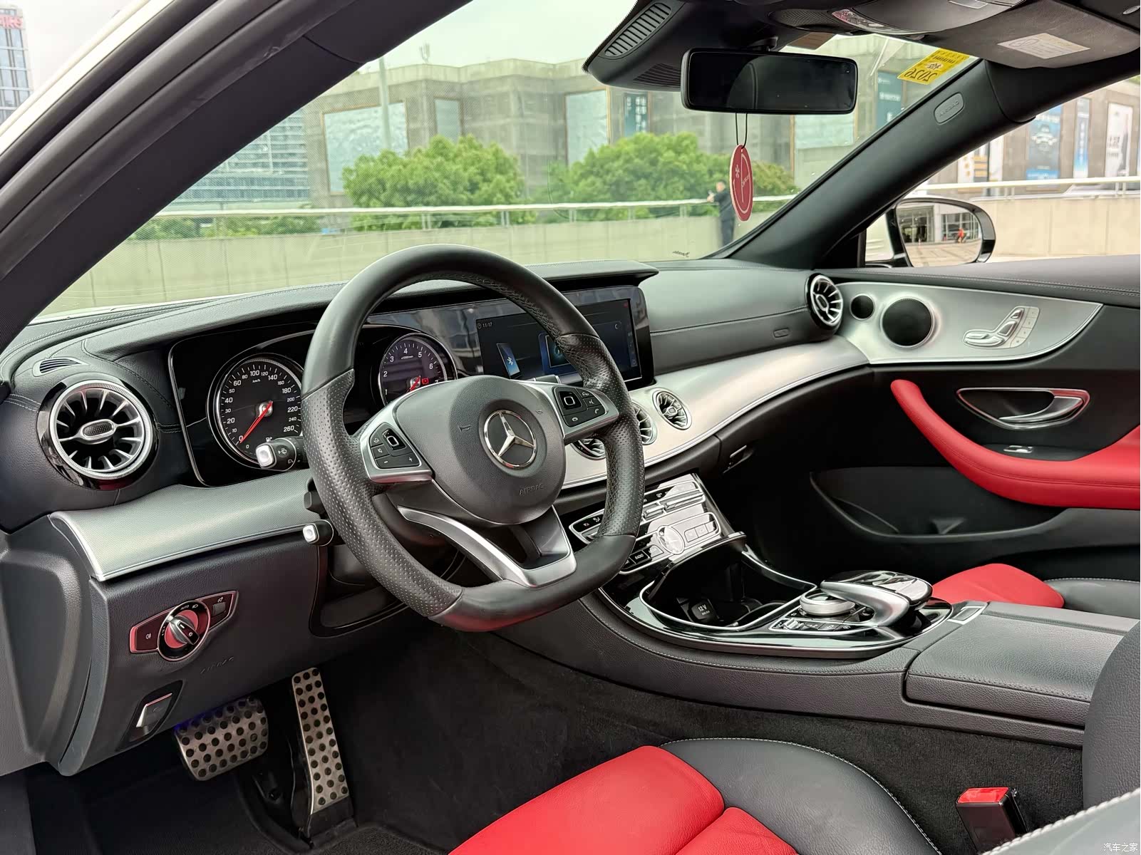 Mercedes-Benz E-Class, 2018 6