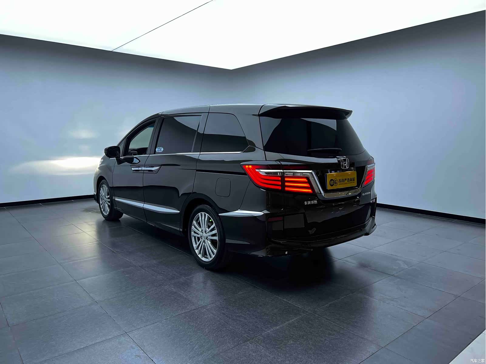 Honda Elysion, 2018 9