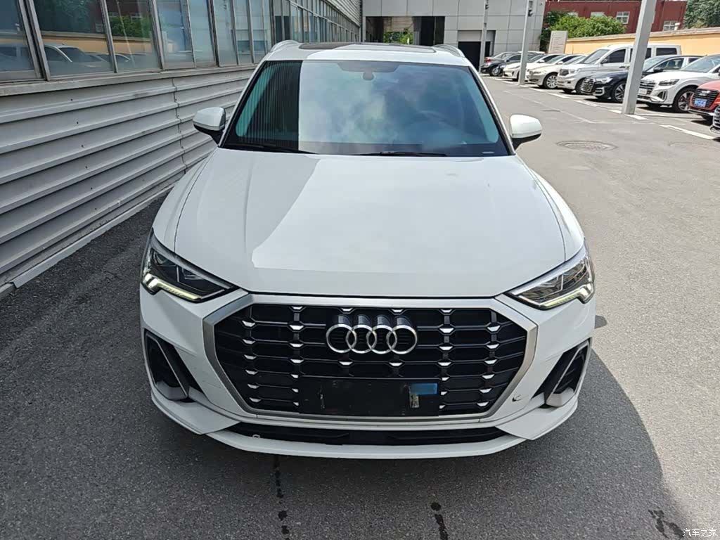 Audi Q3, 2020 3