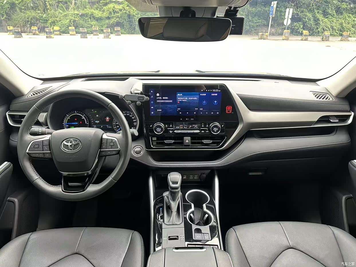 Toyota Highlander, 2024 все фото