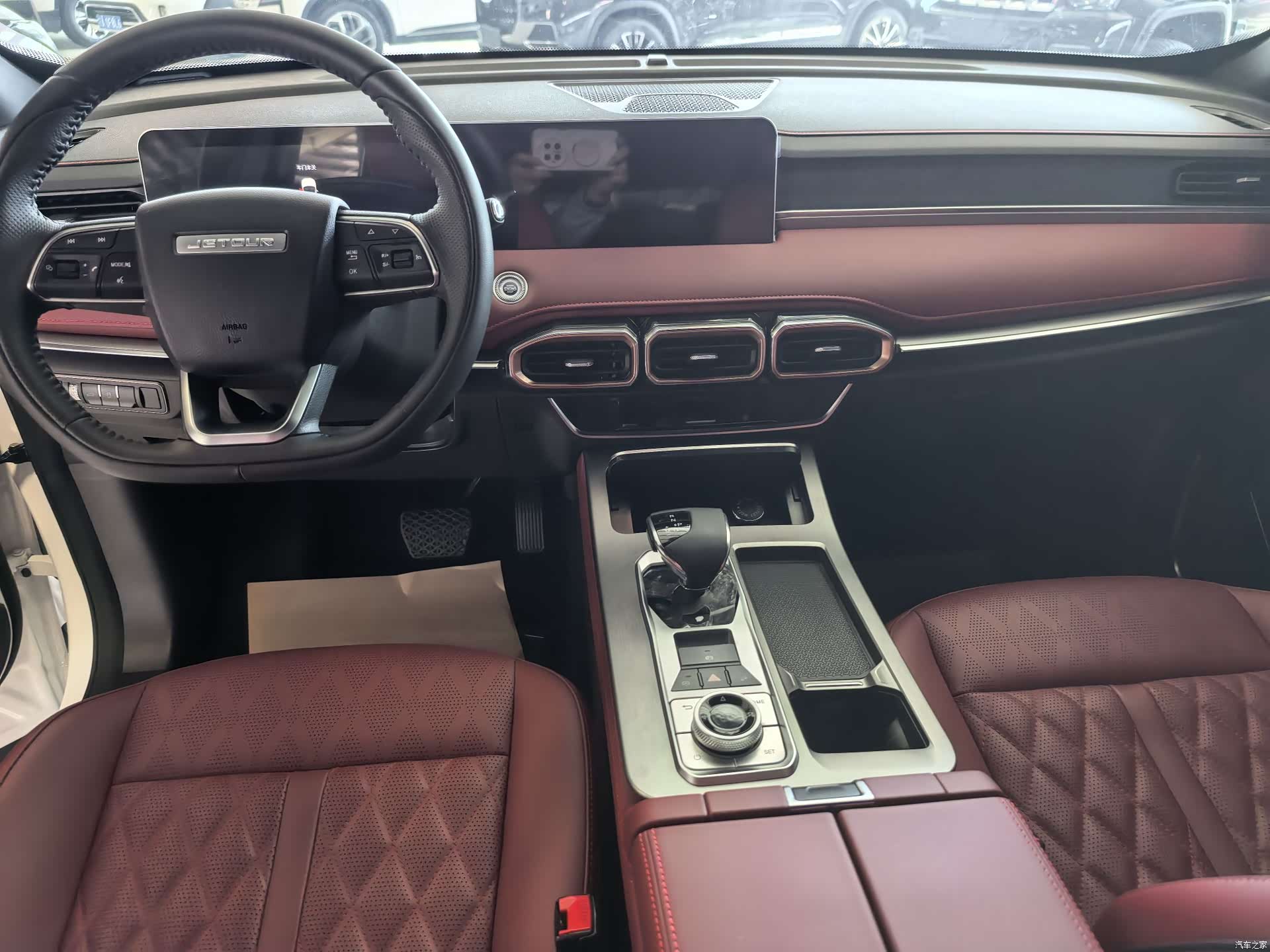 Jetour X70, 2025 8