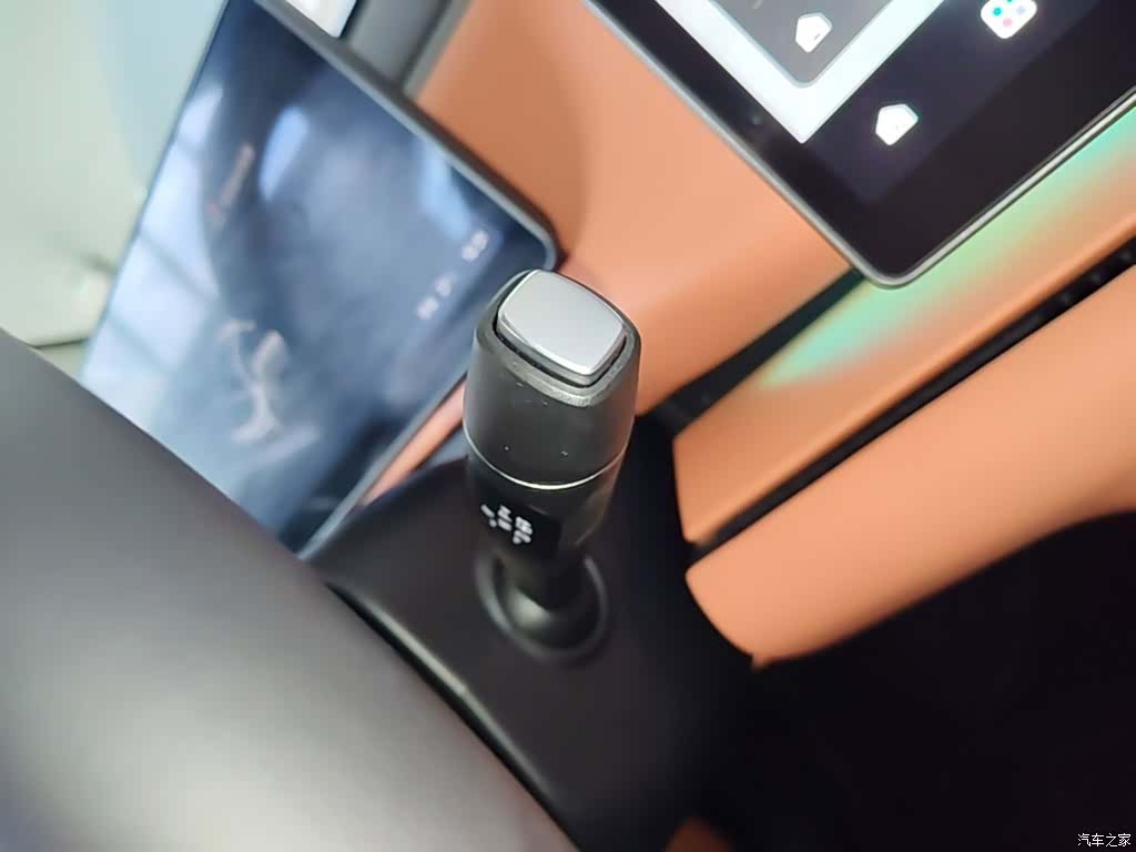 Leapmotor C10, 2025 14