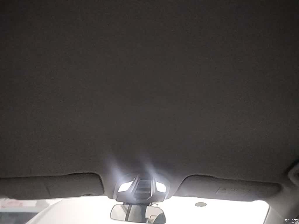 Wuling E5, 2024 17