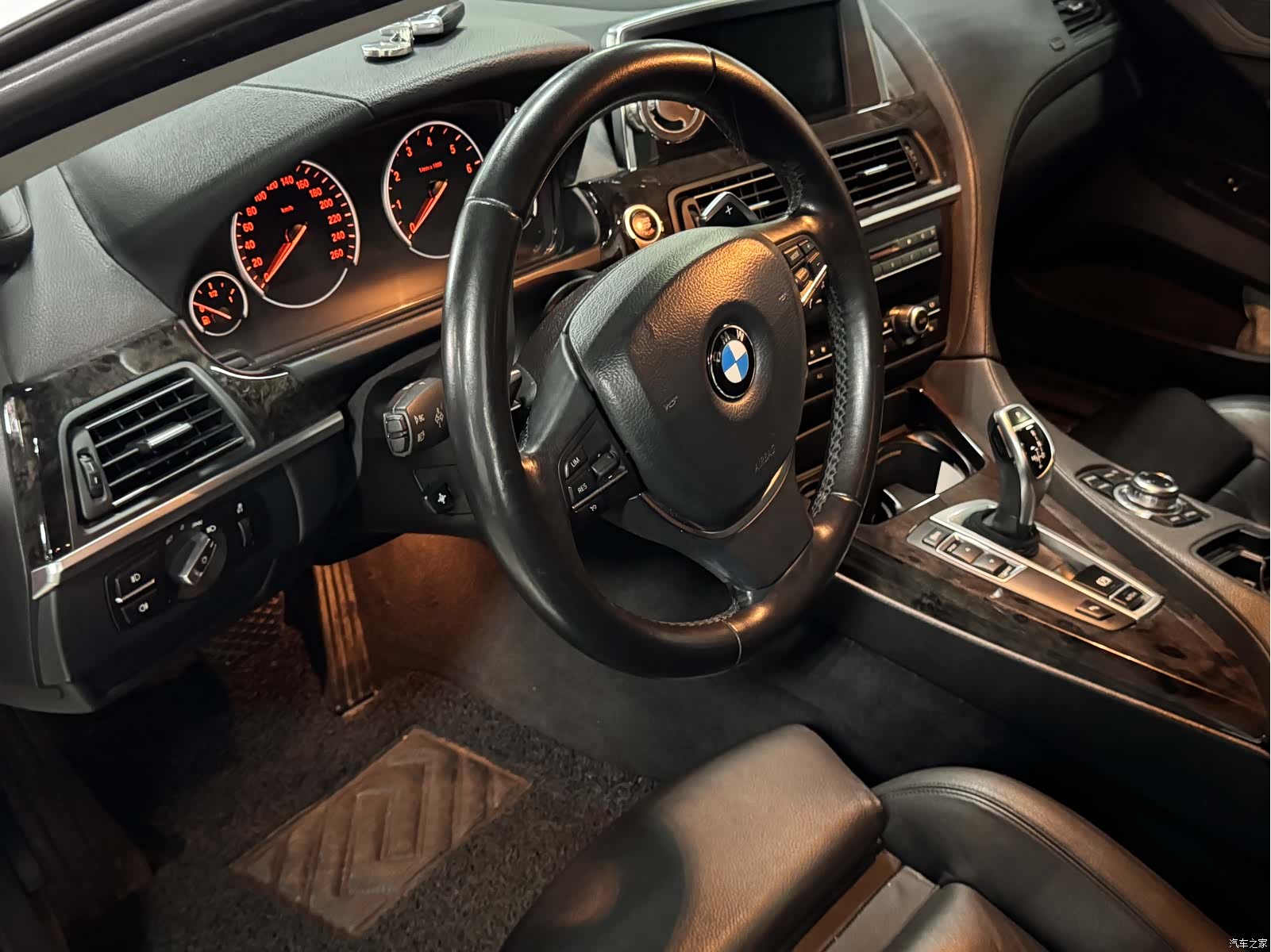 BMW 6 Series, 2014 все фото