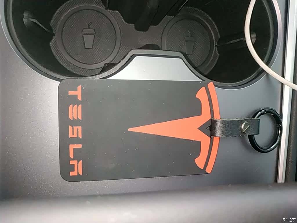 Tesla Model Y, 2021 9