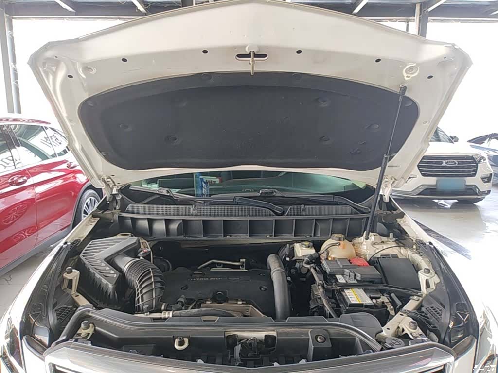 Cadillac XT5, 2016 20