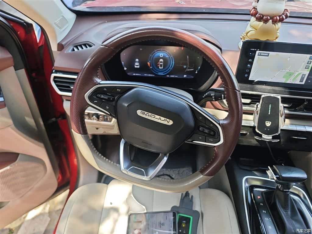 Wuling RS-5, 2019 11