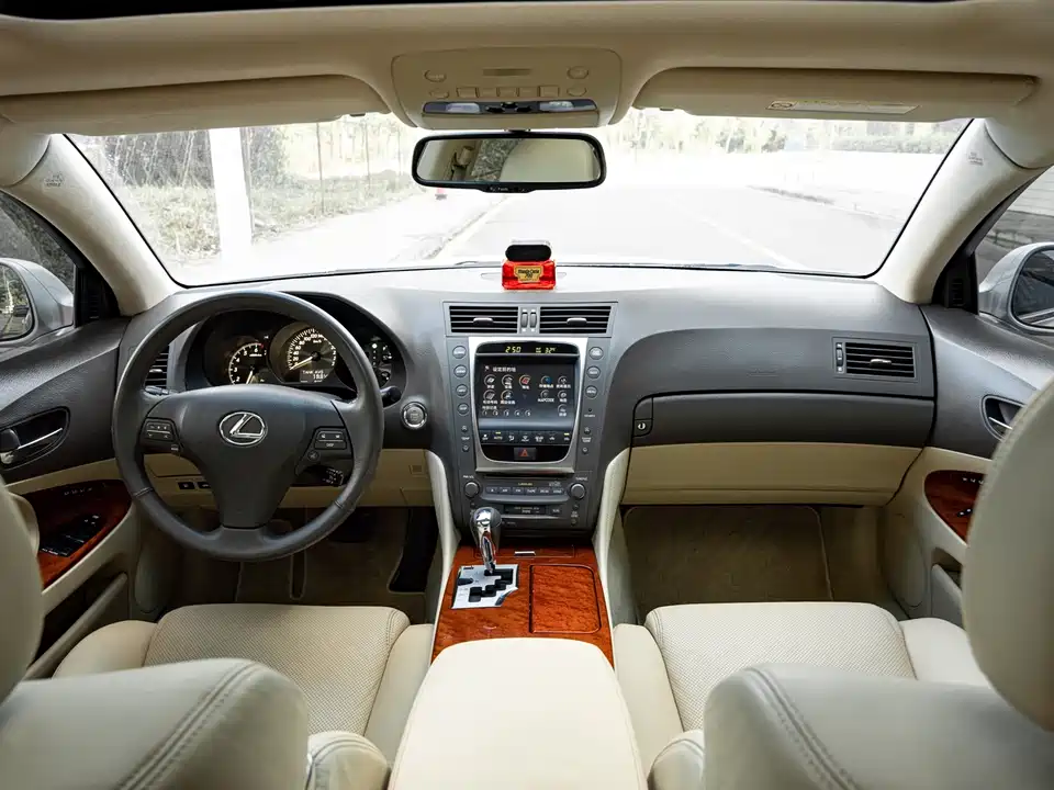 Lexus GS