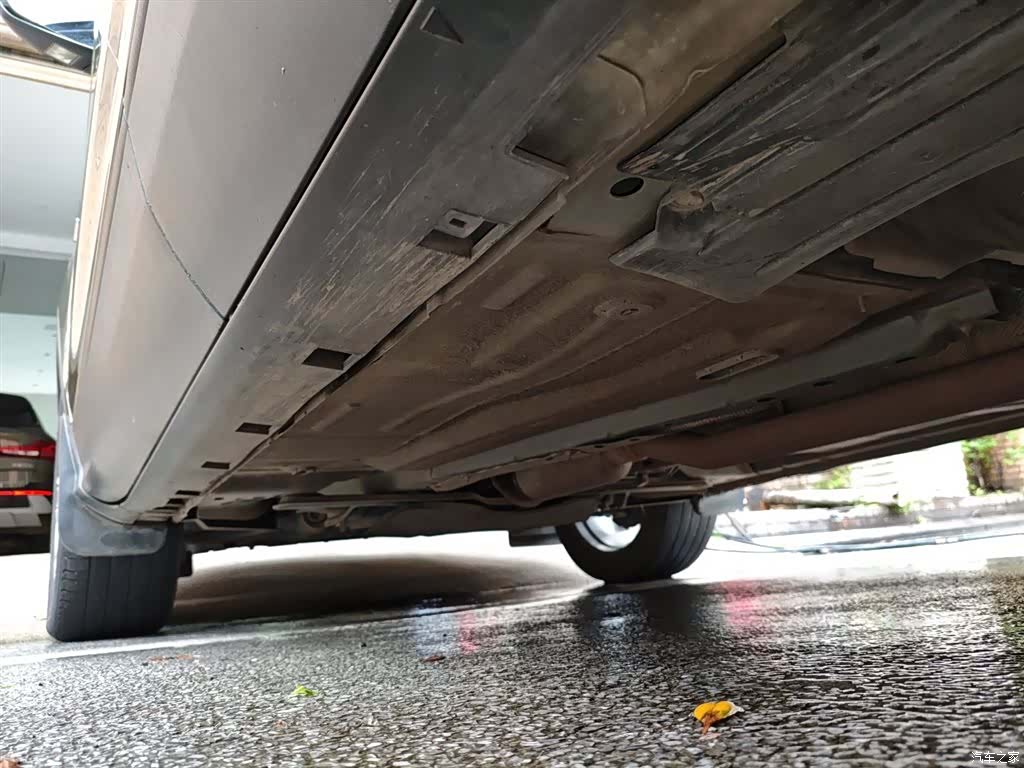 Ford Kuga, 2017 21