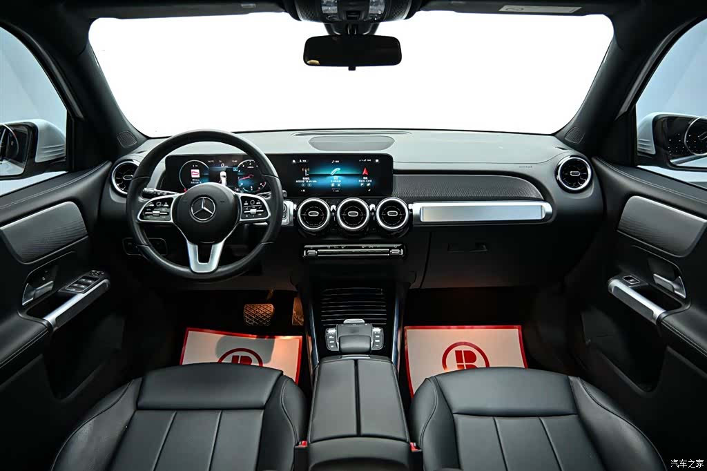 Mercedes-Benz GLB, 2022 13