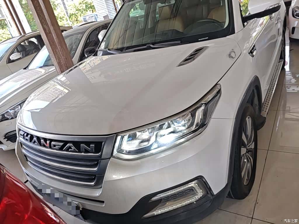 Changan CS95, 2017 3
