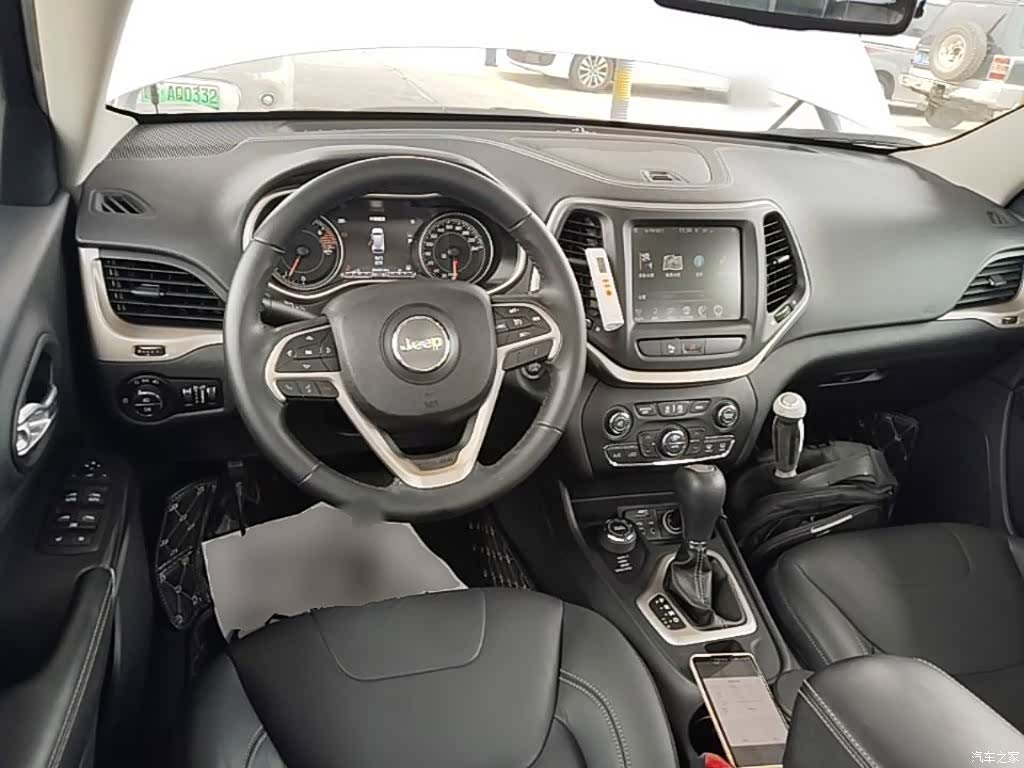 Jeep Cherokee, 2016 10