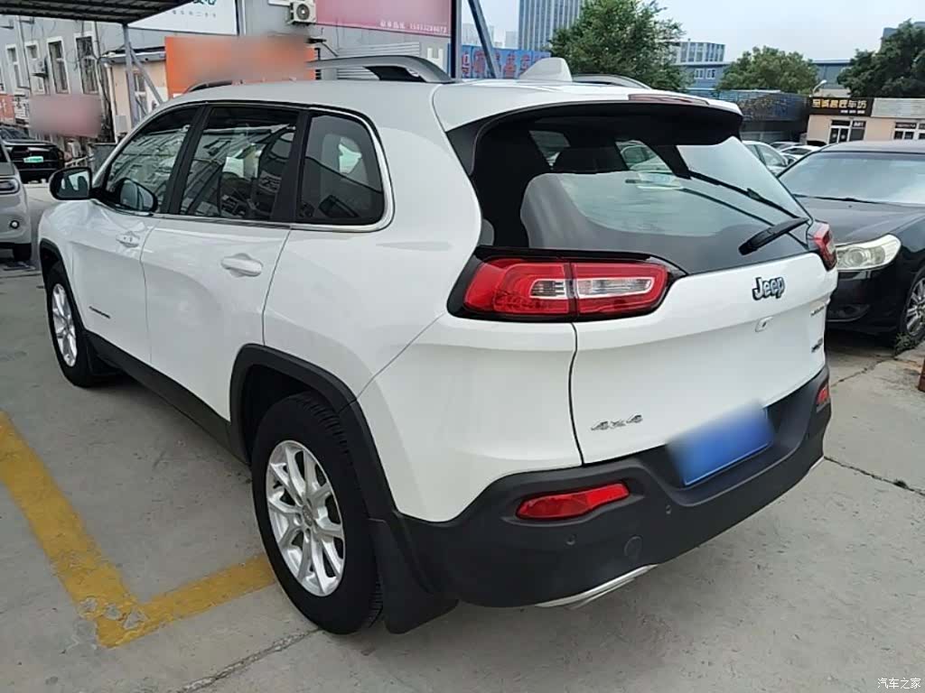 Jeep Cherokee, 2016 все фото