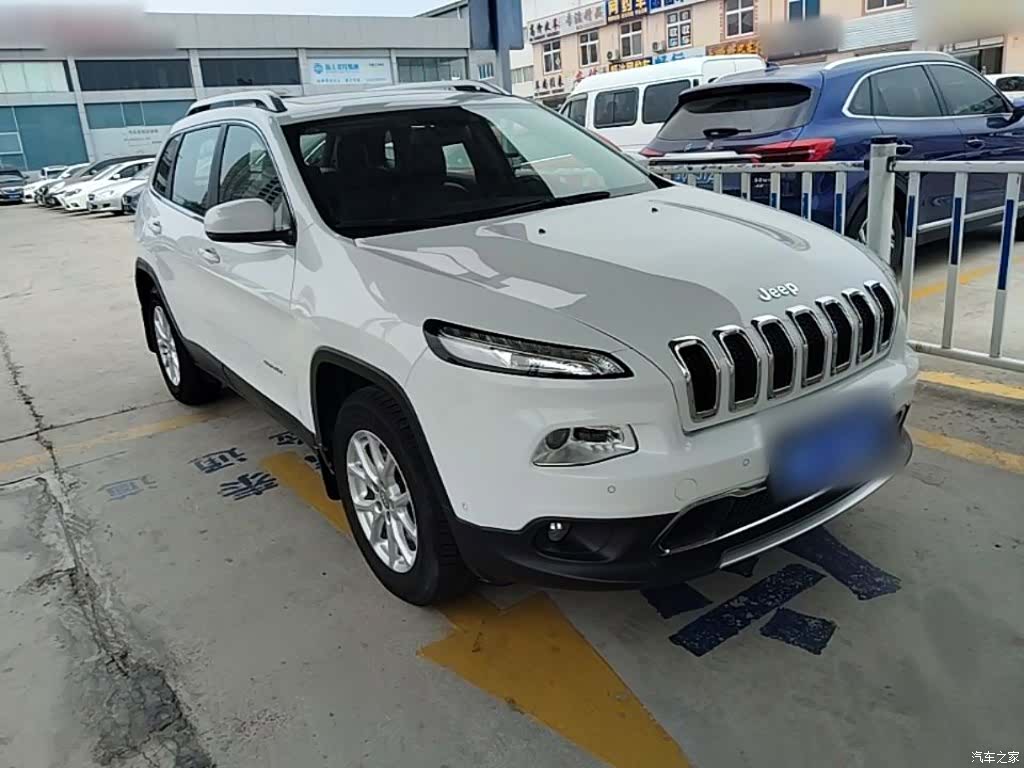 Jeep Cherokee, 2016 4