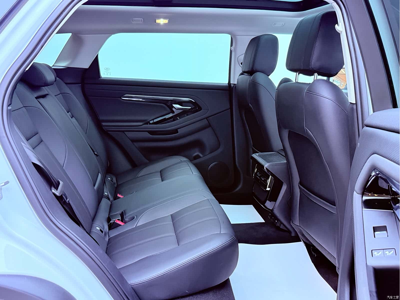 Land Rover Range Rover, 2023 19