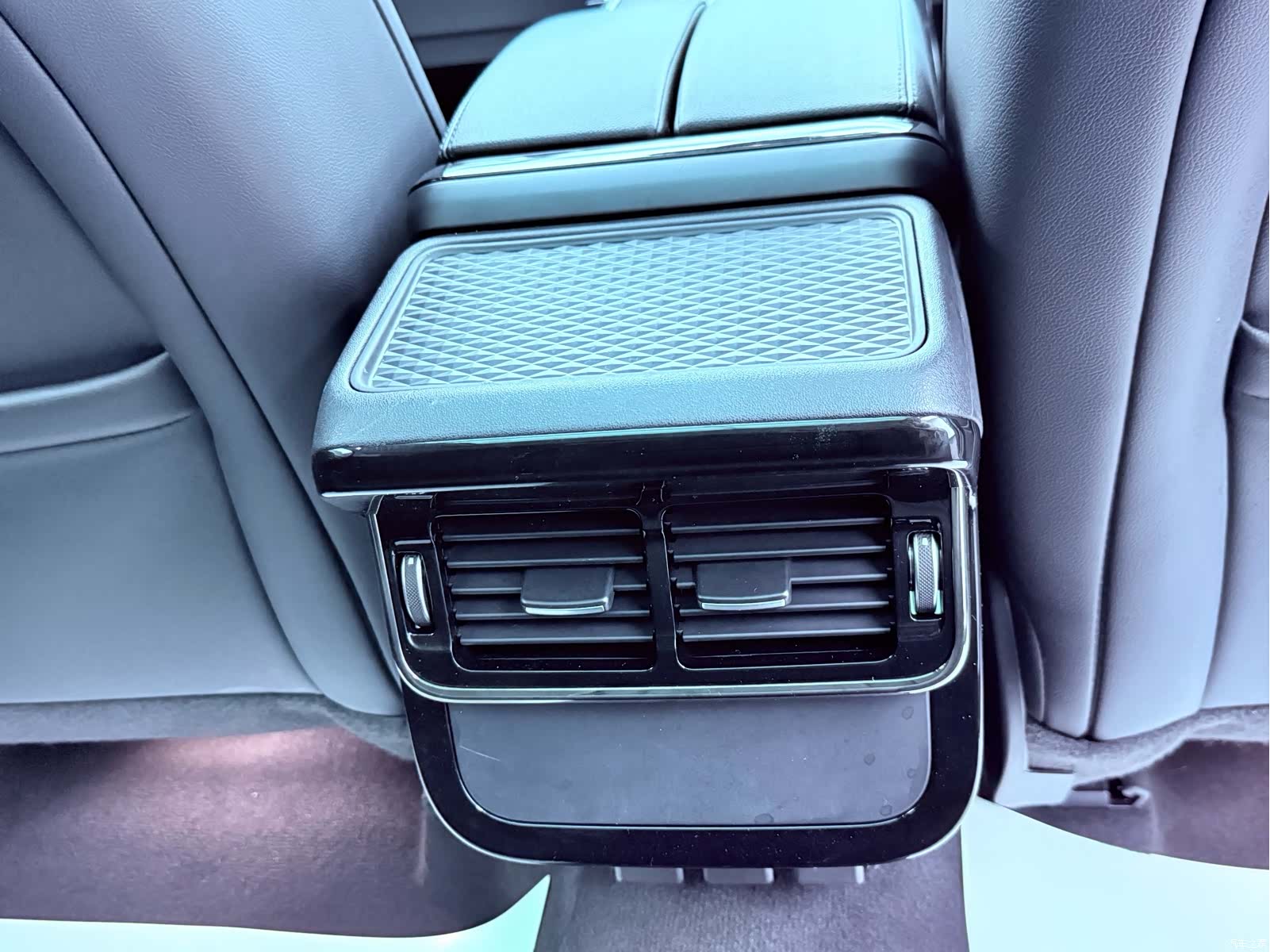 Land Rover Range Rover, 2023 18