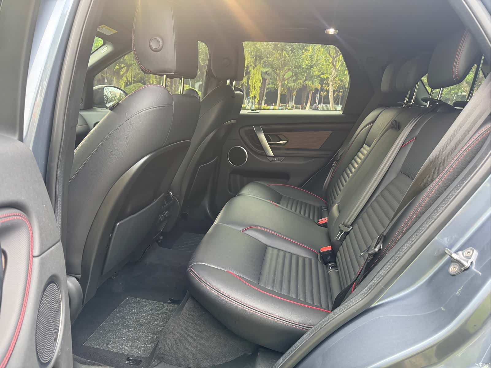 Land Rover Discovery, 2021 9