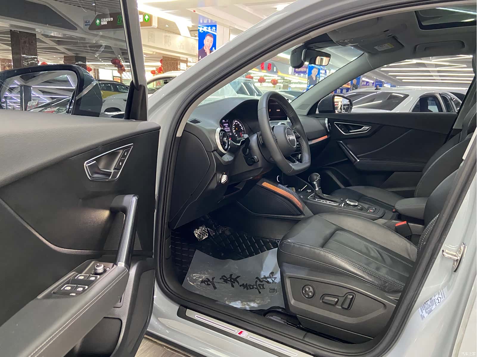 Audi Q2L, 2022 7