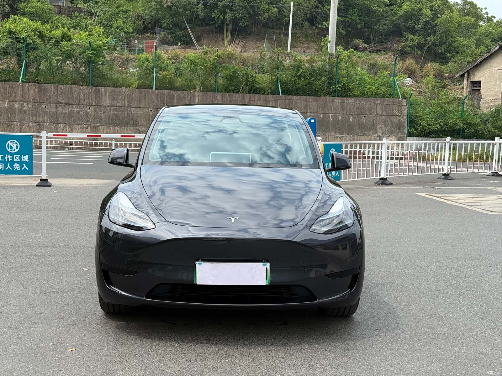 Tesla Model Y, 2024 2