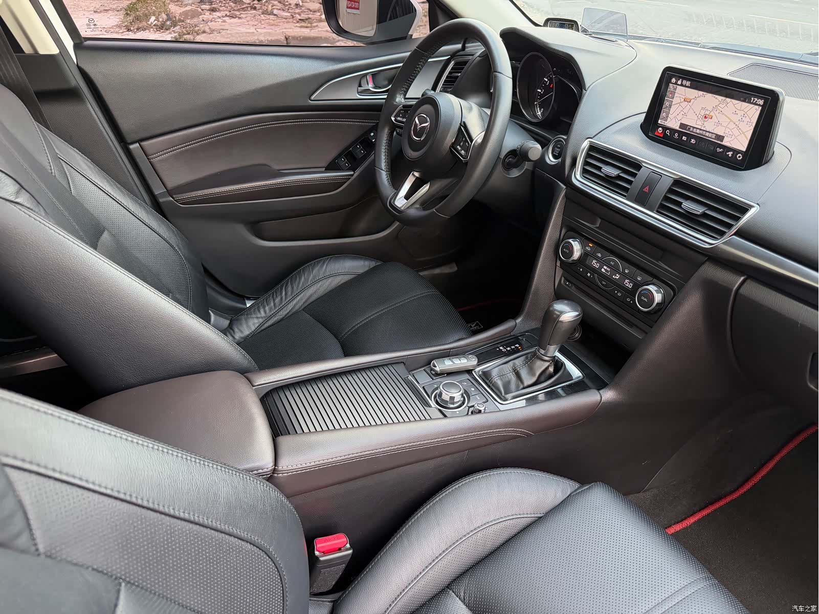Mazda Mazda3, 2018 14