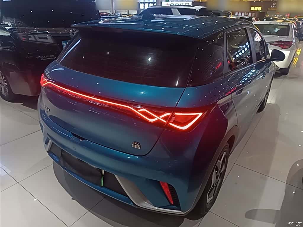 BYD Dolphin, 2023 7