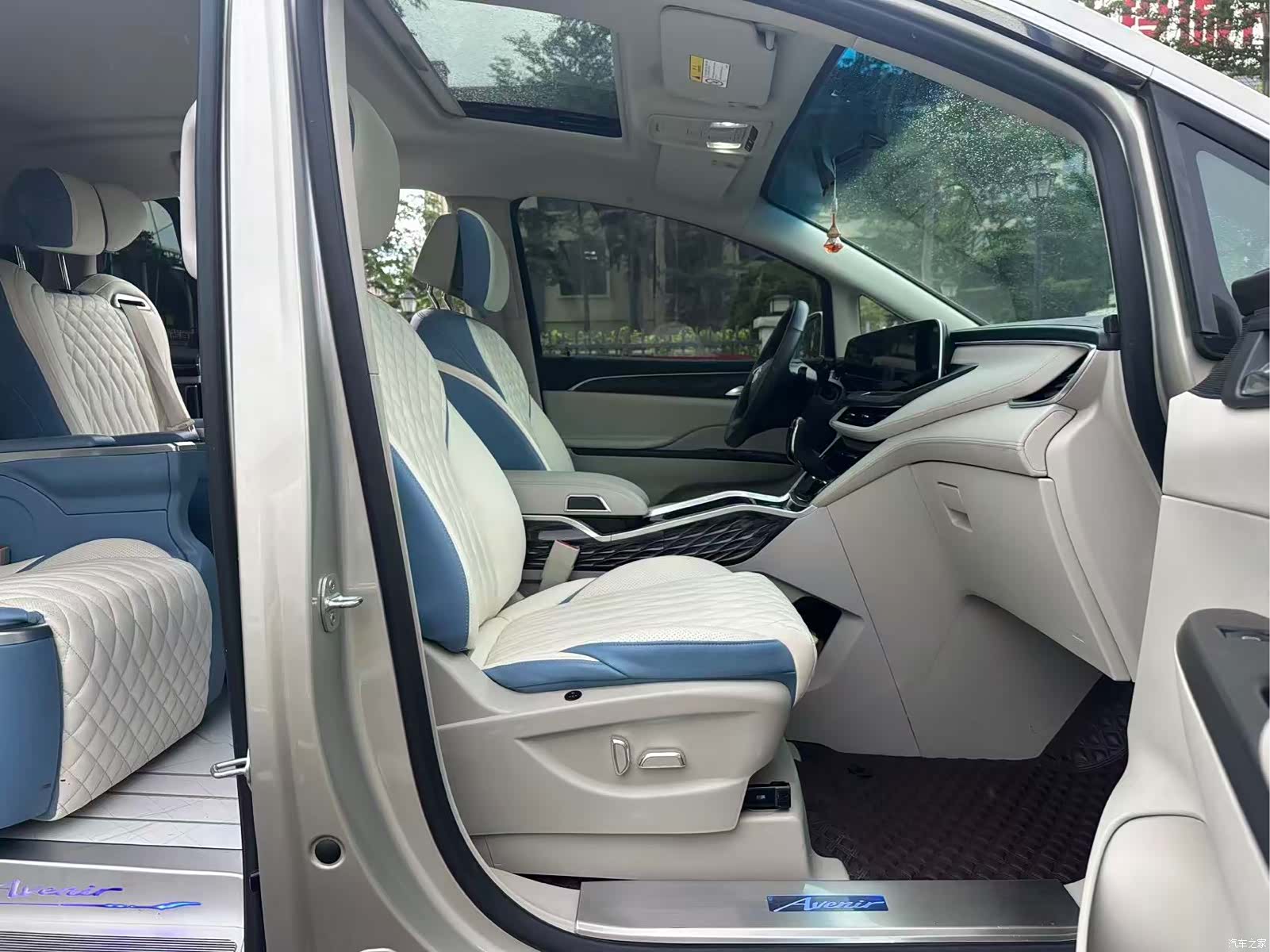 Buick GL8, 2022 24