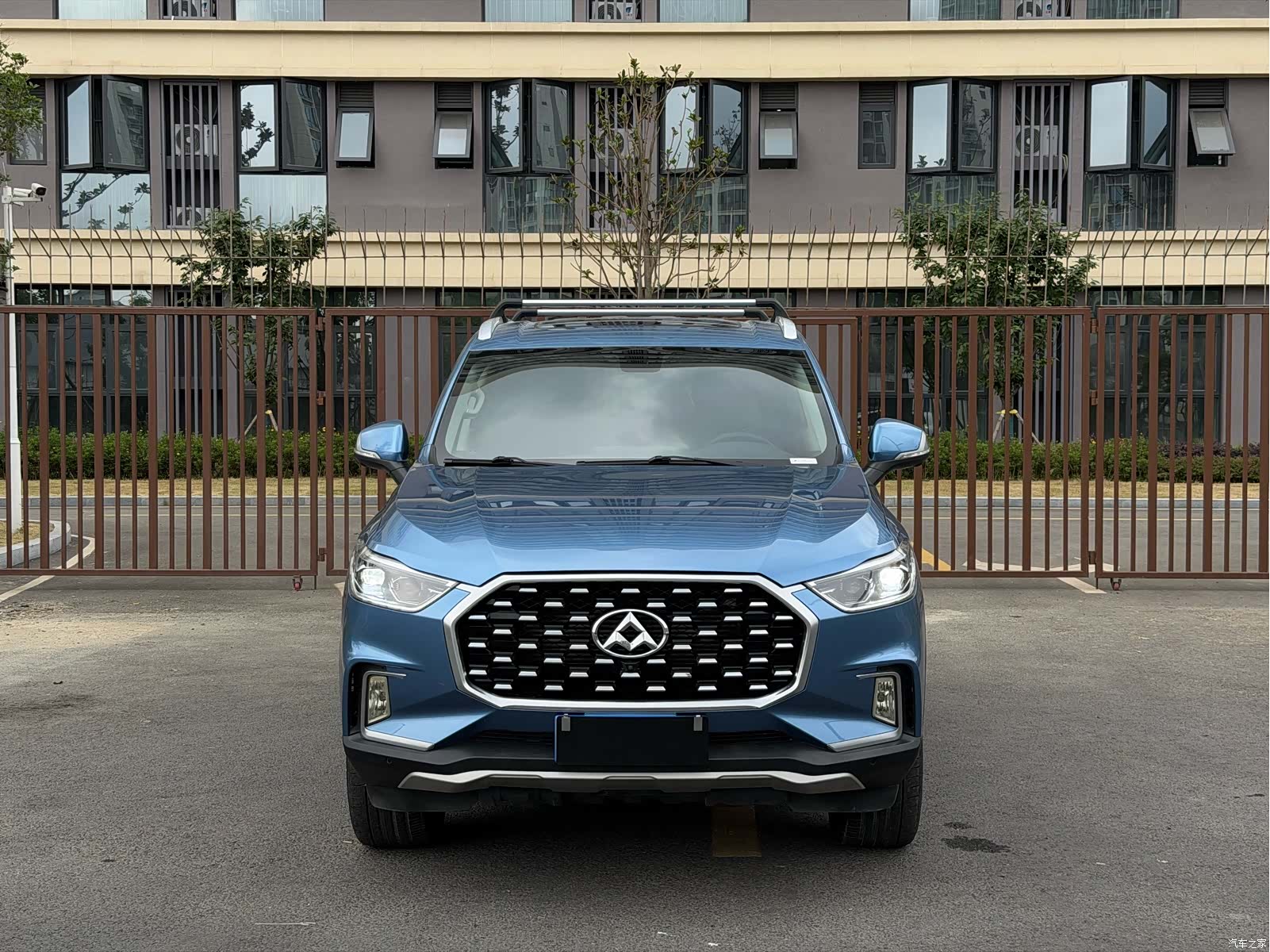 Maxus D90, 2018 2