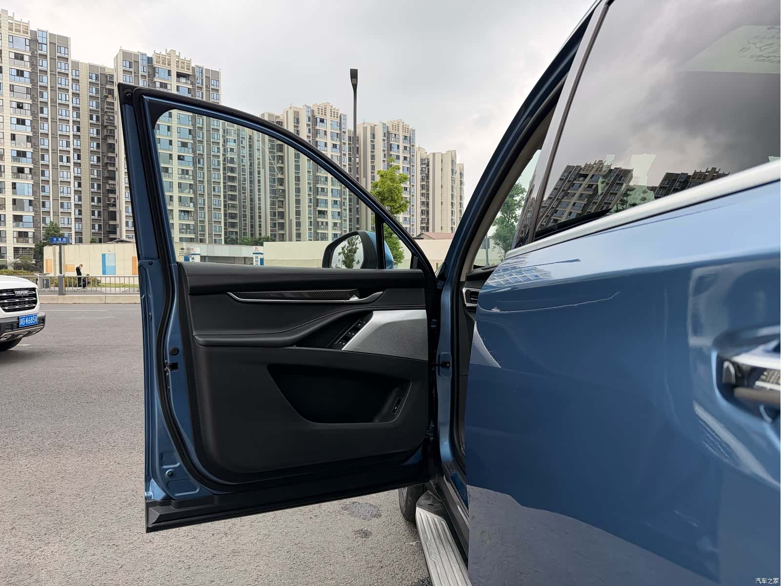 Maxus D90, 2018 4