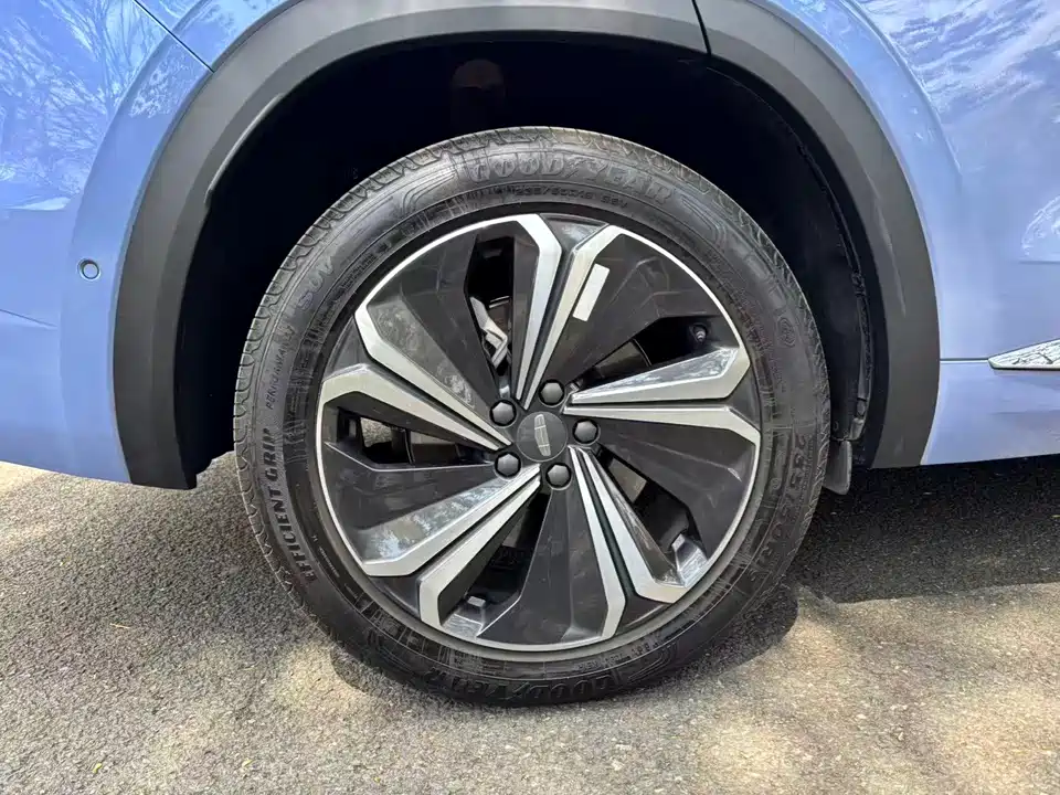 Geely Monjaro plug-in-hybrid