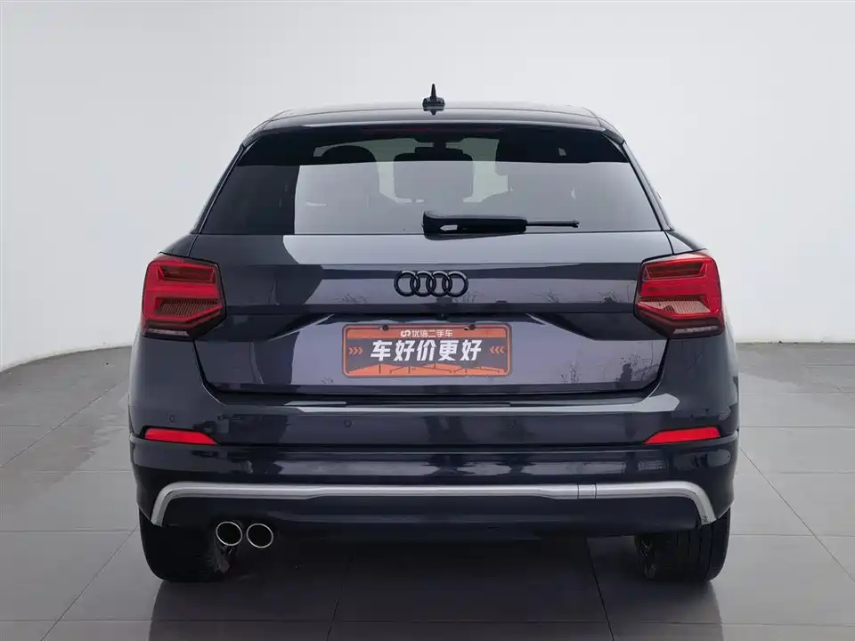 Audi Q2L