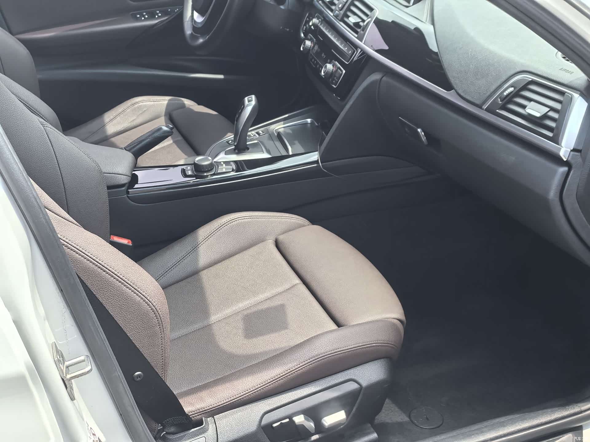 BMW 3 Series, 2018 13