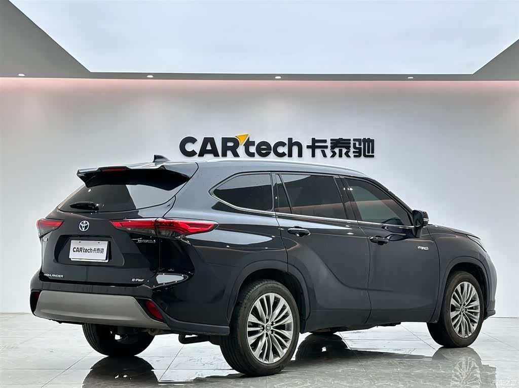 Toyota Highlander, 2021 все фото