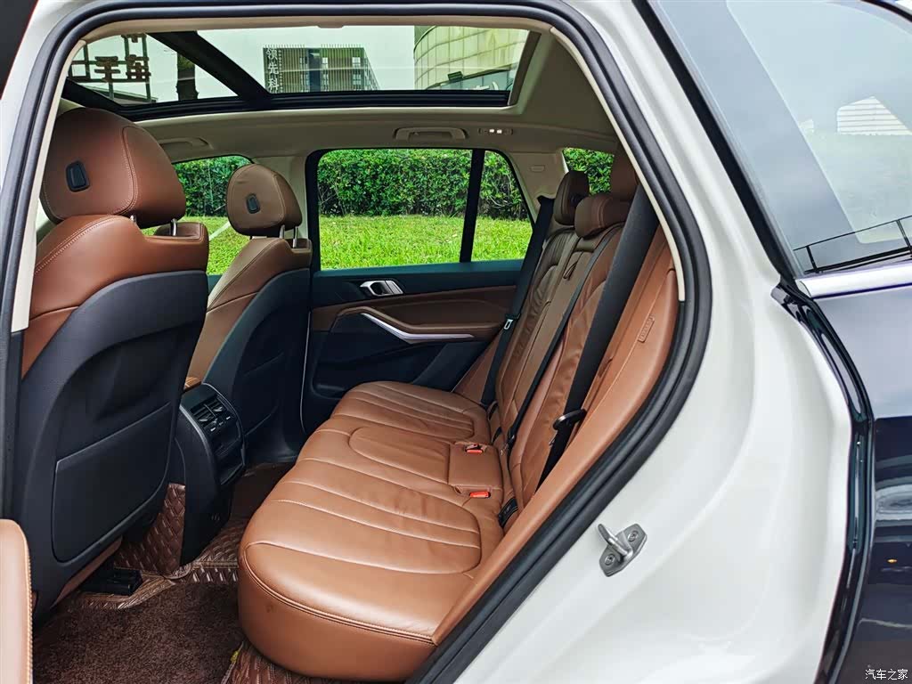 BMW X5, 2019 9