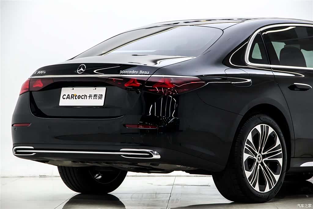 Mercedes-Benz E-Class, 2025 все фото