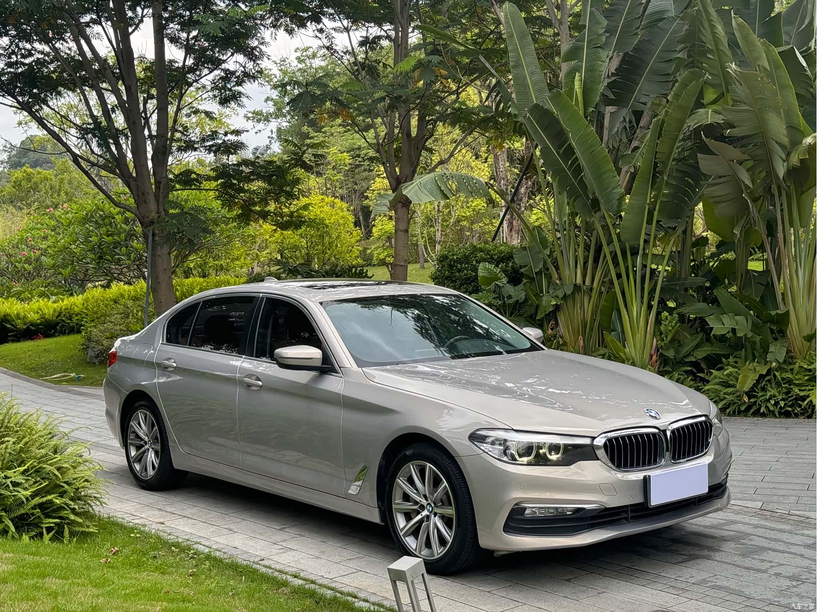 BMW 5 Series, 2017 3