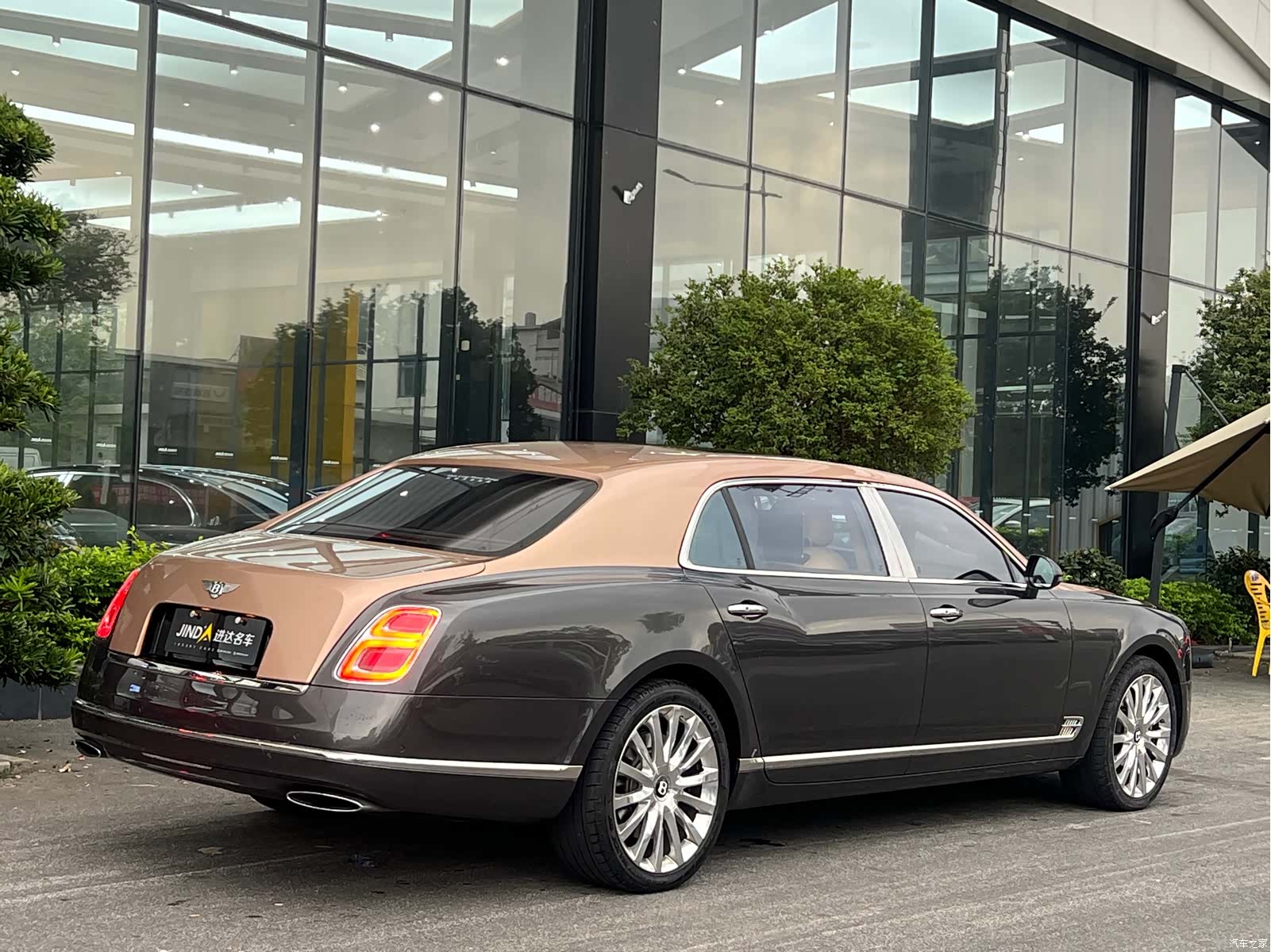 Bentley Mulsanne, 2018 11