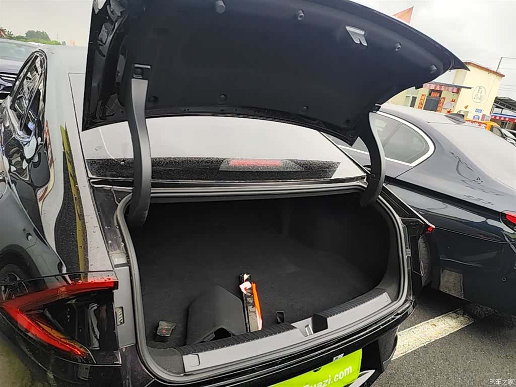 Wuling Starlight, 2024 19