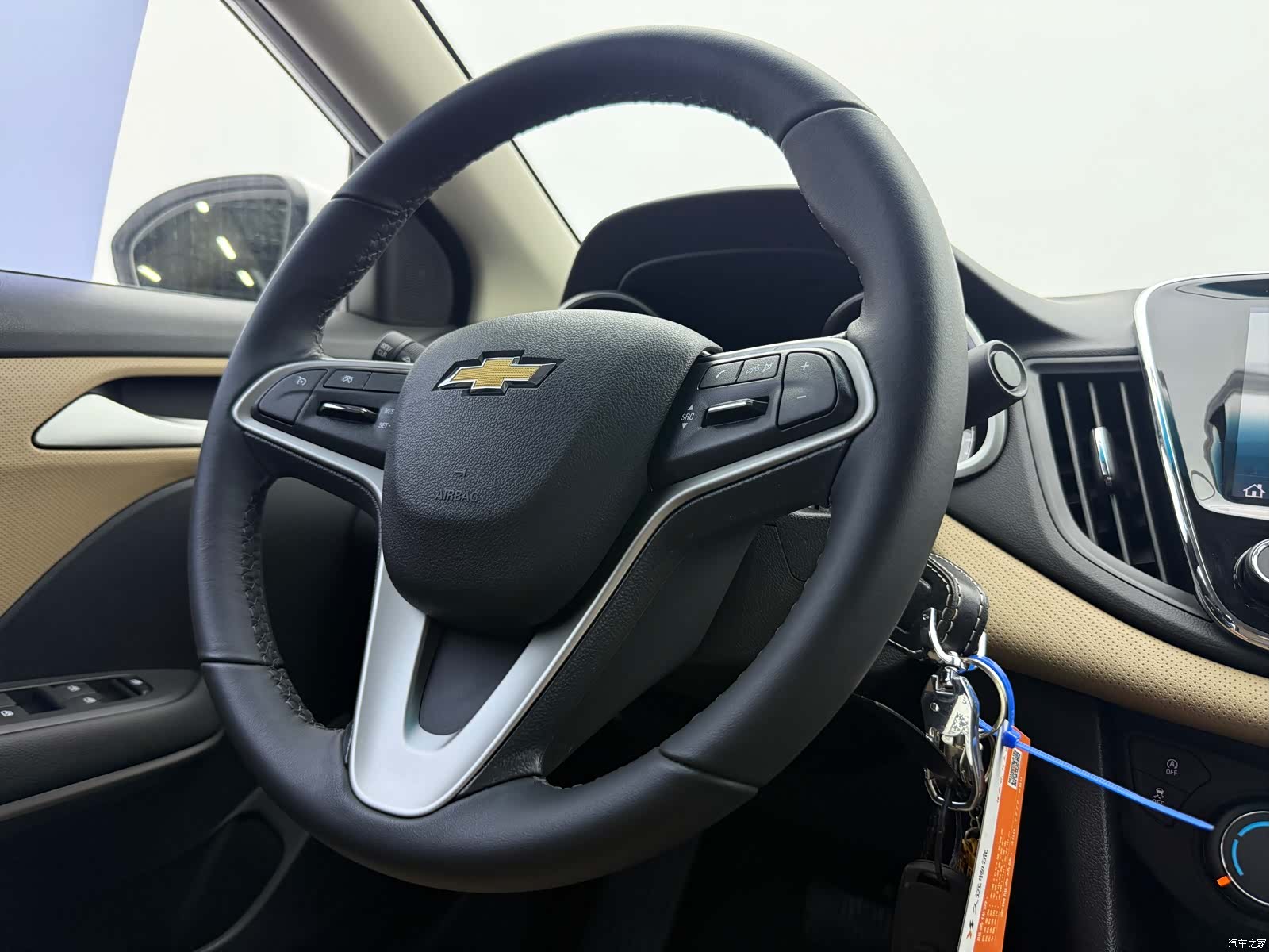 Chevrolet 320, 2022 14