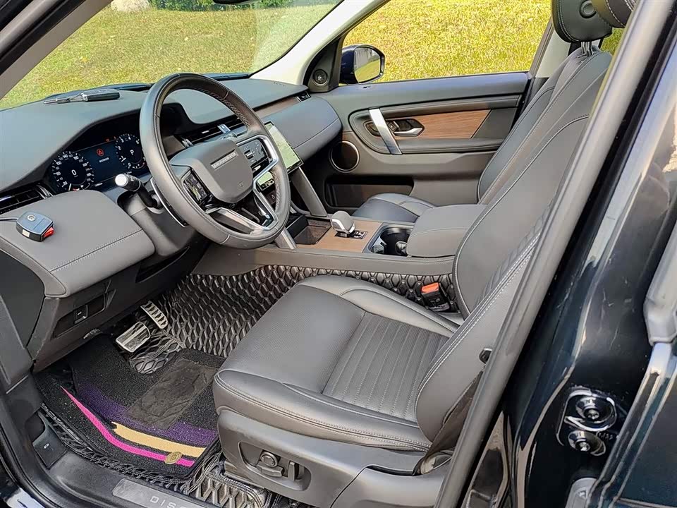 Land Rover Discover sports